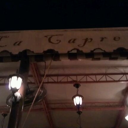 1/11/2012 tarihinde LakanPHziyaretçi tarafından Restorante La Capre'de çekilen fotoğraf
