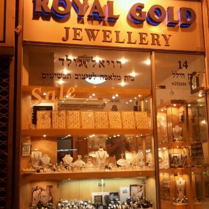 Gold store around online me
