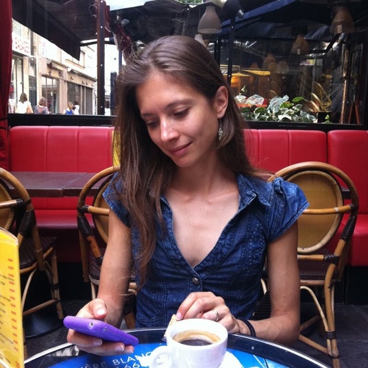 Photo taken at Café Arena by Marco A. on 8/21/2011