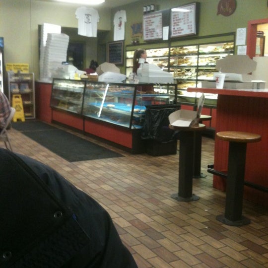 Photo taken at Sweetwater&#39;s Donut Mill by Ira O. on 1/5/2012