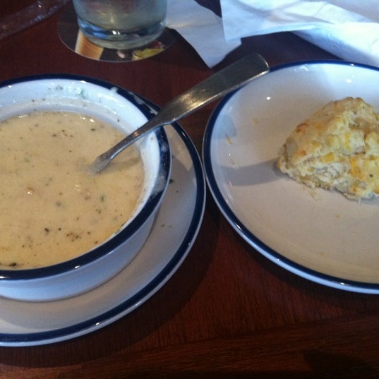 Photo taken at Red Lobster by Gina T. on 6/5/2012