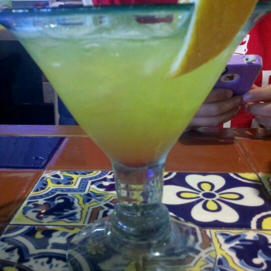 Photo taken at Chili&#39;s Grill &amp; Bar by Sara E. on 9/5/2012