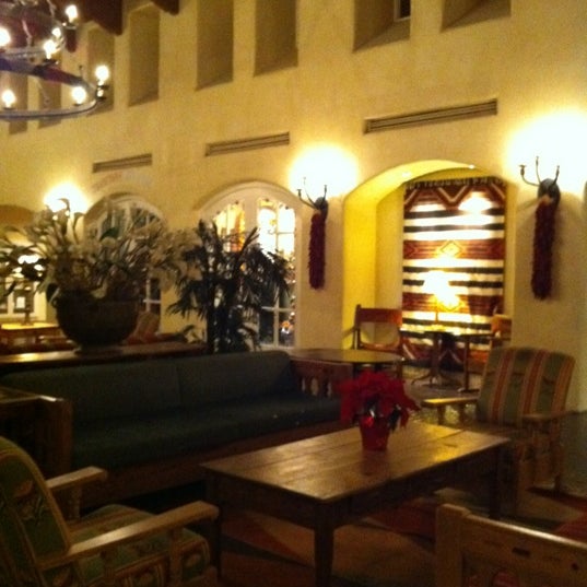 Das Foto wurde bei Hotel Albuquerque at Old Town von C-B am 12/27/2011 aufgenommen