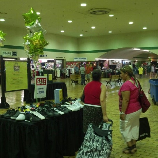 Foto tirada no(a) Galleria Shopping Centre por Stephanie B. em 9/1/2012