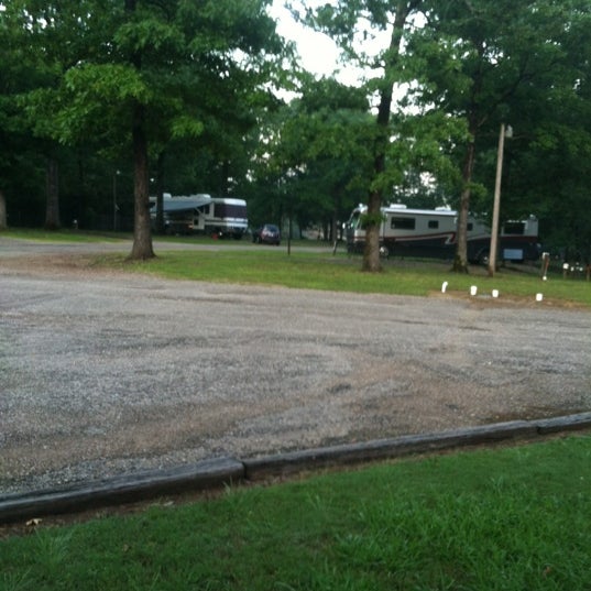 Cherokee Landing Campground RV Park in Saulsbury