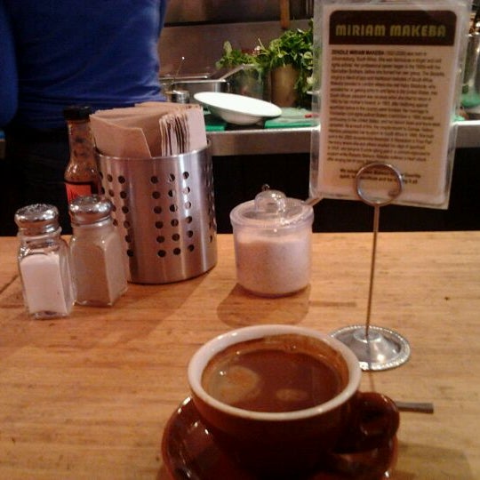 1/3/2012 tarihinde Marcel R.ziyaretçi tarafından Guerilla Cafe'de çekilen fotoğraf
