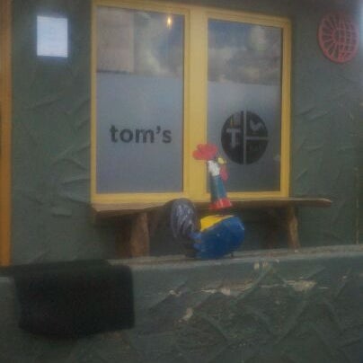 Das Foto wurde bei Tom&#39;s Folk Cafe von Audrey C. am 1/24/2012 aufgenommen