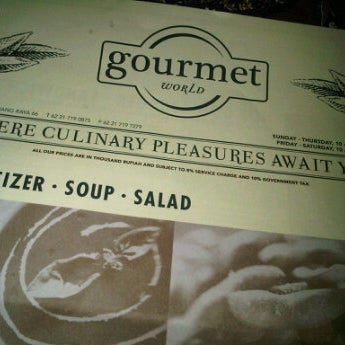 รูปภาพถ่ายที่ Gourmet Kemang โดย Jhosie เมื่อ 11/22/2011
