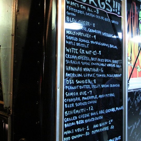 Photo prise au Grill &#39;Em All Truck par Burger J. le2/6/2011