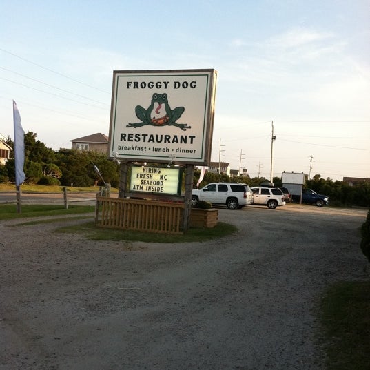 Photo taken at The Froggy Dog by Shannon . on 8/5/2011