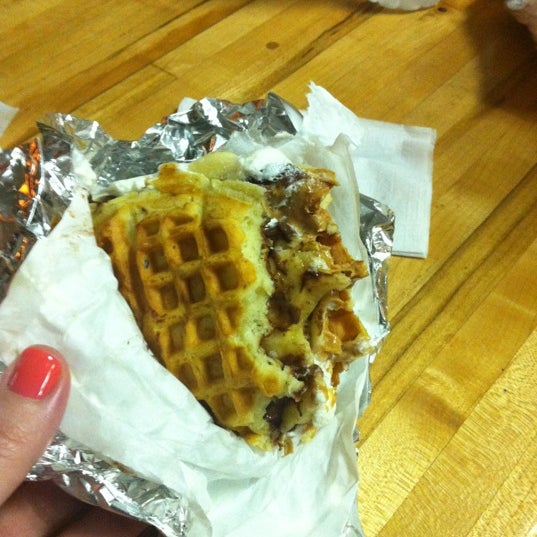 Снимок сделан в Waffle &amp; Wolf пользователем Kristen B. 1/29/2012