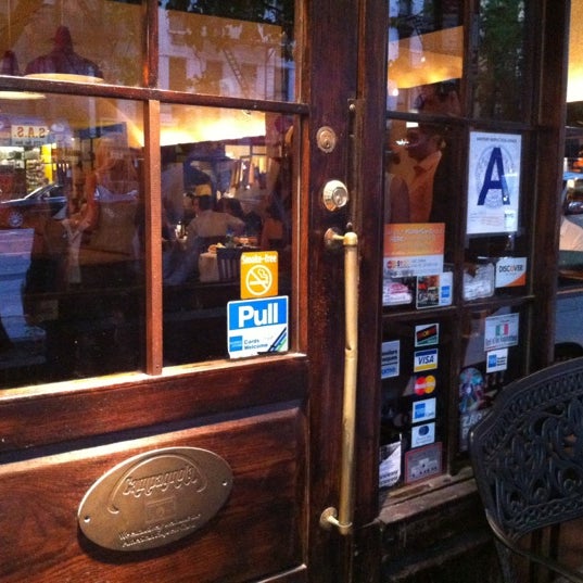 Das Foto wurde bei Campagnola Restaurant von go s. am 5/31/2012 aufgenommen