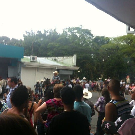 Photo taken at Parque De Turrialba by Paulo on 8/19/2012