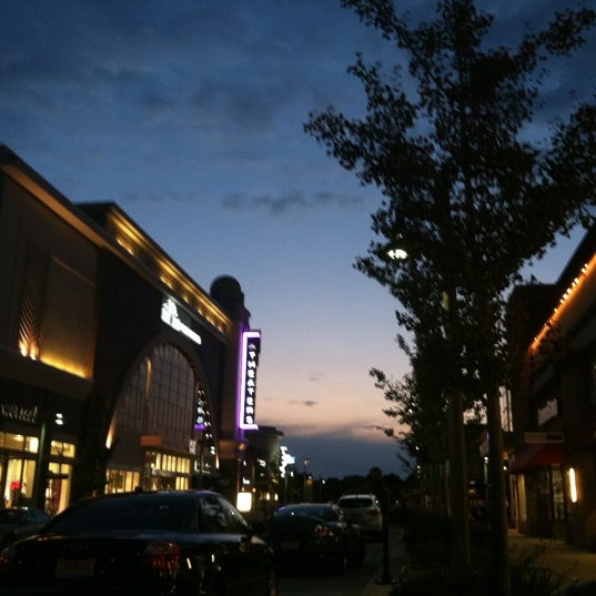 Photo taken at The Promenade Bolingbrook by Michael on 8/16/2012