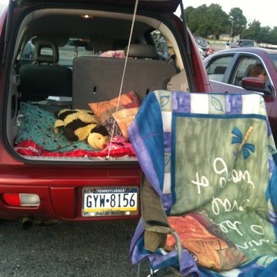 7/27/2012 tarihinde Megan W.ziyaretçi tarafından Haars Drive-In'de çekilen fotoğraf