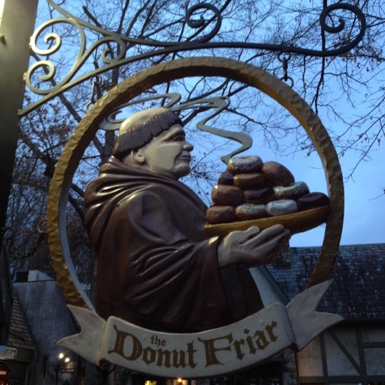 Photo taken at Donut Friar by Tracy H. on 2/10/2012