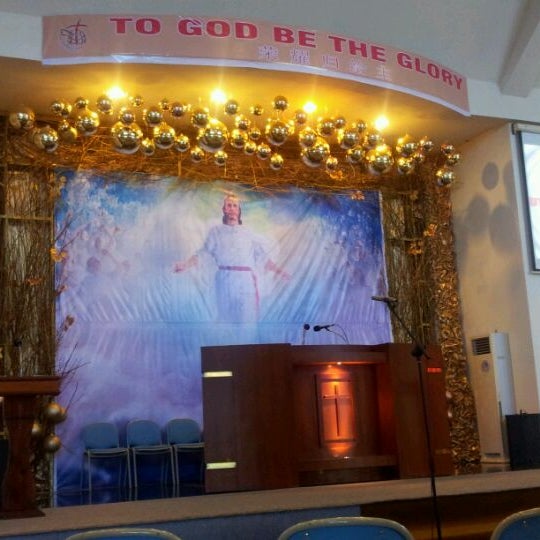 5/17/2012にLinda S.がGMIM Kristus Manadoで撮った写真