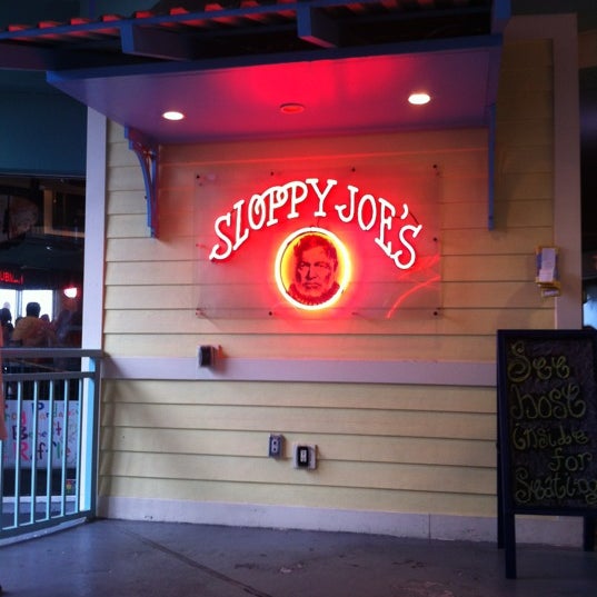 Photo prise au Sloppy Joe&#39;s par James W. le6/9/2012