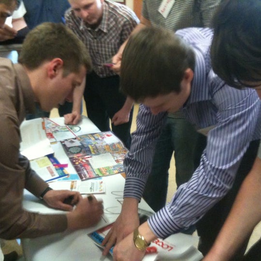 Тренинги повышению эффективности. Чиновники. Фото с взятками. За взятки арестовали начальника. Беседа с взяточничество.