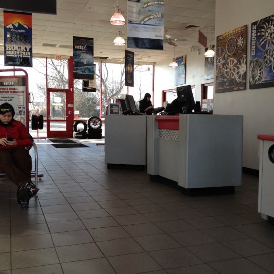 Discount Tire Aurora, IL