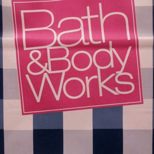 Bath & Body Works Oak Park Shopping Center Overland Park, KS