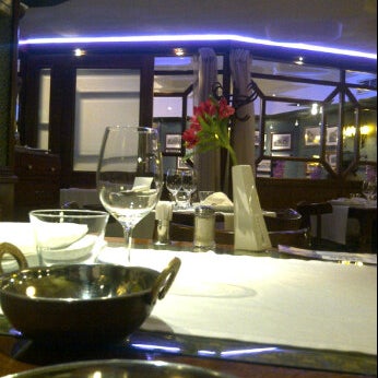 รูปภาพถ่ายที่ Restaurante Caney โดย Manuel S. เมื่อ 2/14/2012