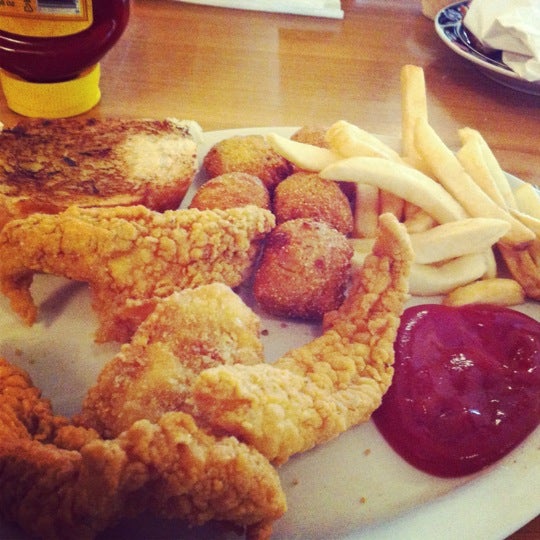 Рыбный рынок. Рыбный рынок нью йорка. Рыбный рынок в гданьске. Рыбный рынок на новокузнецкой. Экопарк прилесье белгород.