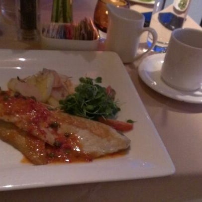 Photo taken at Plate Restaurant Malibu by Jennifer C. on 6/7/2012