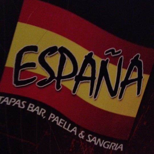 Foto tirada no(a) España Tapas Bar por Matthew M. em 7/5/2012
