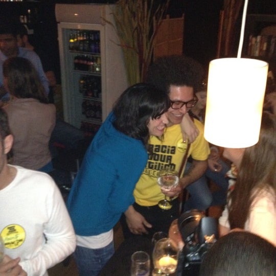 Foto scattata a Eutopia Bar/Lounge da Raul V. il 3/15/2012