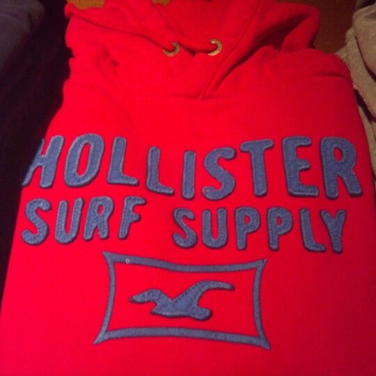 hollister del amo mall