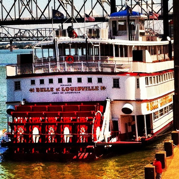 Photo taken at Belle of Louisville by Valerie A. on 8/19/2012
