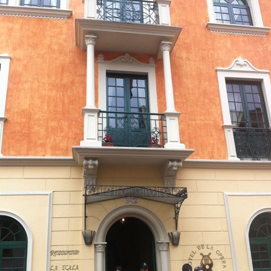 รูปภาพถ่ายที่ Hotel de la Opera โดย Joanna P. เมื่อ 8/26/2012