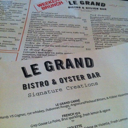 Photo prise au Le Grand Bistro &amp; Oyster Bar par Ben I. le7/7/2012