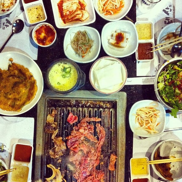 4/15/2012 tarihinde Nathan M.ziyaretçi tarafından O Dae San Korean BBQ'de çekilen fotoğraf