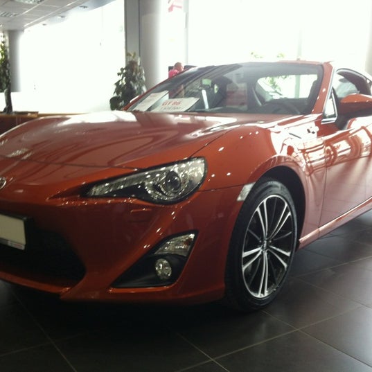 Тойота тула авто. Автосалон plaza тойота. Волнянского 3а автосалон тула. Павловский тракт тойота центр. Волнянского тойота центр.