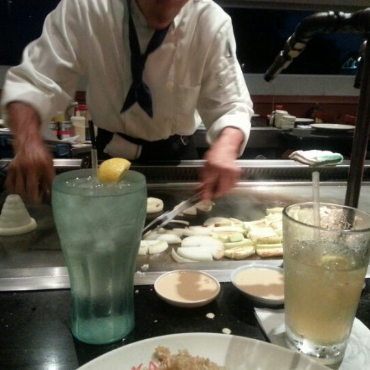 Photo taken at Kan-Ki Japanese Steakhouse and Sushi Bar by Brandon J. on 9/2/2012