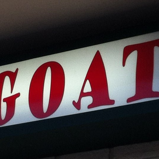 Foto diambil di The Goat Bar oleh Will S. pada 9/1/2012