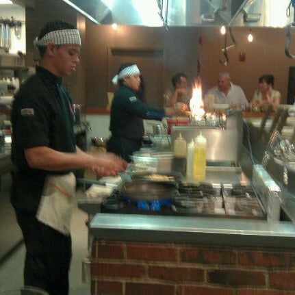 9/27/2011에 Darryl M.님이 Kushi Izakaya &amp; Sushi에서 찍은 사진