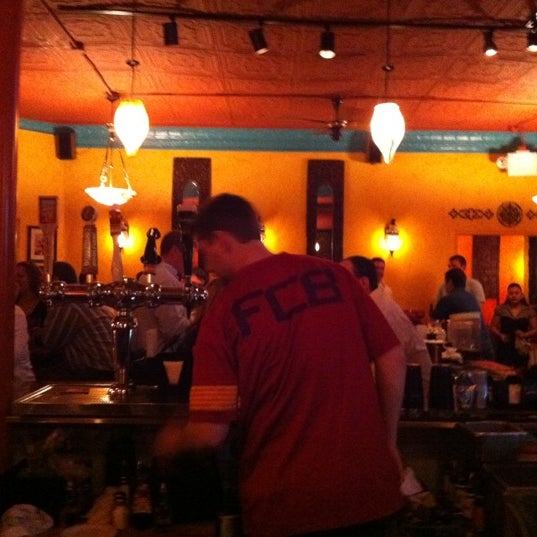 รูปภาพถ่ายที่ Barcelona Tapas Restaurant - Saint Louis โดย Jeanette เมื่อ 5/1/2011