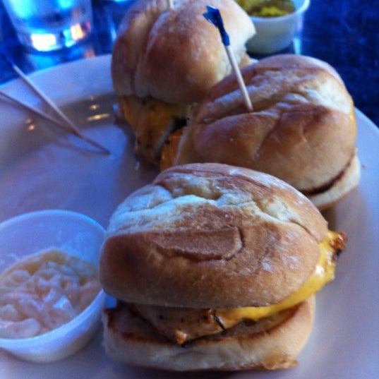 Grilled chicken sliders are so good they'll cause masturbatory daytime fantasies that can't be controlled.