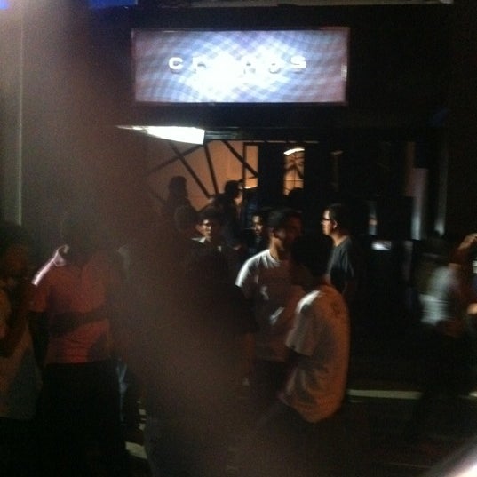 2/12/2012 tarihinde Edgar R.ziyaretçi tarafından Discoteca Cronos'de çekilen fotoğraf