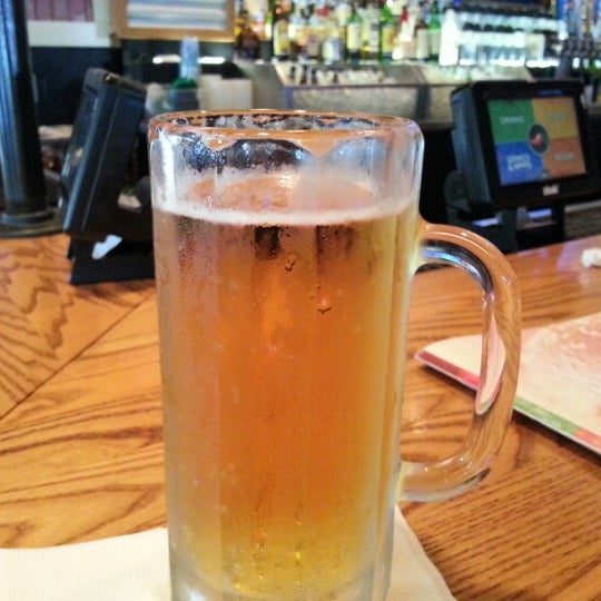 Photo taken at Chili&#39;s Grill &amp; Bar by Gerry C. on 8/2/2012