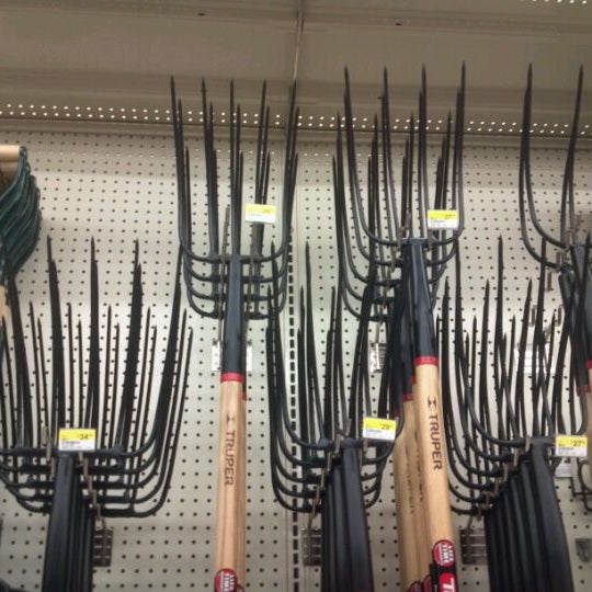 Murdoch's Ranch & Home Supply 9853 S Parker Rd