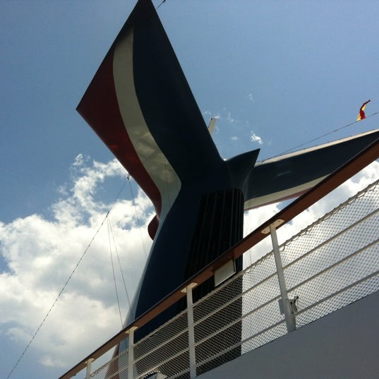 Foto tirada no(a) Carnival Cruise Line por Aileen em 6/6/2012