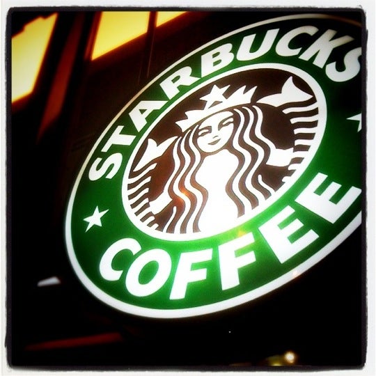 Photo taken at Starbucks by Rui B. on 4/16/2012
