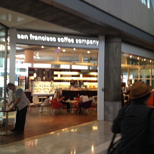 8/14/2012에 Dina4 w.님이 San Francisco Coffee Company에서 찍은 사진