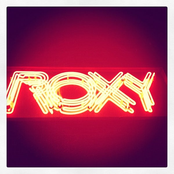 Photo prise au On The Rox par Crystal R. le1/28/2012