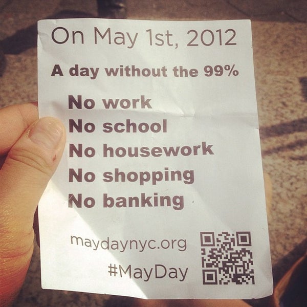 Снимок сделан в Occupy Wall Street пользователем Minnow P. 4/10/2012