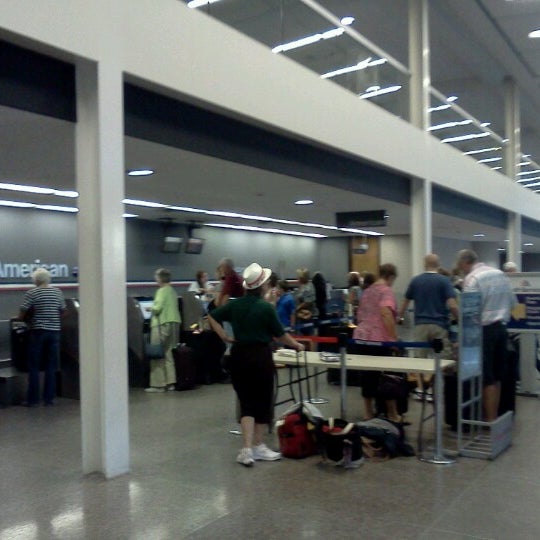 American Airlines Ticket Counter Airport Ticket Counter in Tulsa